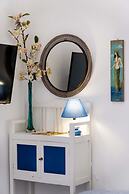 Ricos Two Bedroom House - Naoussa Paros