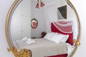 Ricos Two Bedroom House - Naoussa Paros