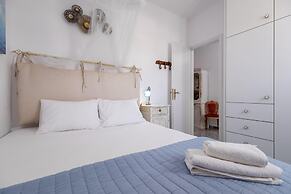 Ricos Two Bedroom House - Naoussa Paros