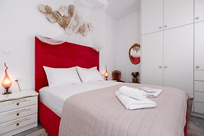 Ricos Two Bedroom House - Naoussa Paros