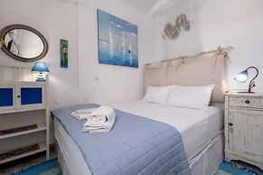 Ricos Two Bedroom House - Naoussa Paros