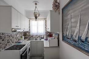 Ricos Two Bedroom House - Naoussa Paros