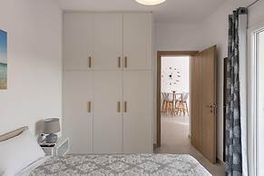 Cycladic Sunlight 2bedroom House