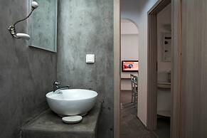 Portes View Traditional House