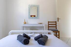 Panoramic View House