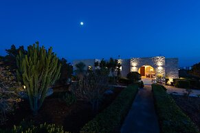 Sun and Salt 3bedroom House