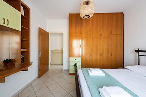 Sun and Salt 3bedroom House