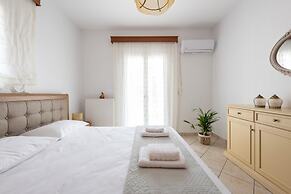 Sun and Salt 3bedroom House