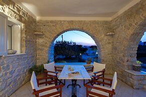 Sun and Salt 3bedroom House