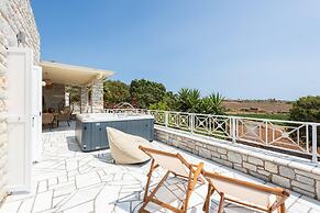 Sun and Salt 3bedroom House