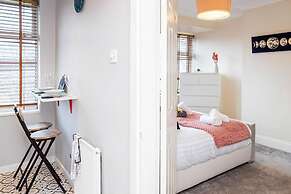 Cosy Birmingham House With 3 Bedrooms