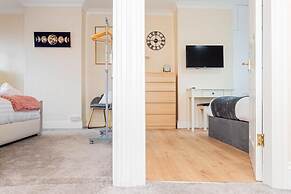 Cosy Birmingham House With 3 Bedrooms