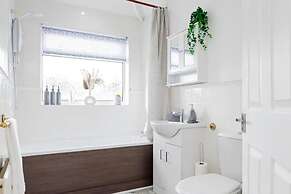 Cozy 3-bedroom House in Birmingham