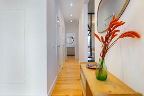 Riverside View 2-Bed For Remote Workers & Digital Nomads