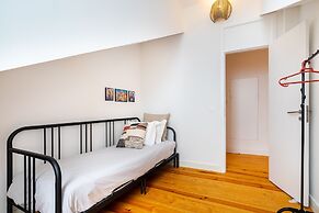 Riverside View 2-Bed For Remote Workers & Digital Nomads