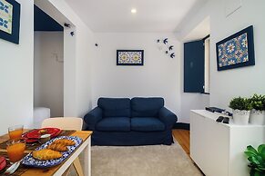 Central Minimalist 1-Bed Great To Explore Lisbon