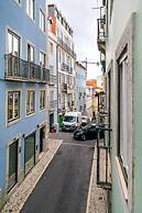 Central Minimalist 1-Bed Great To Explore Lisbon