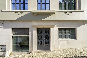 Urban Elegance: A Modern Haven In Lisbon'S Heart