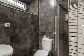 Cozy Alfama Haven: Perfect For Exploring Lisbon