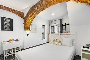 Cozy Alfama Haven: Perfect For Exploring Lisbon