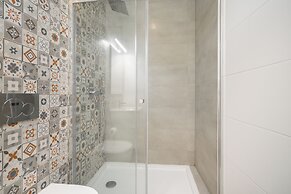 Intendente Modern 1-Bed W/ Lift & Ac In Top Notch Location