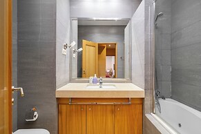 Ajuda 31 Premium W/ Elevator & Parking