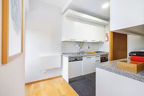 Ajuda 31 Premium W/ Elevator & Parking