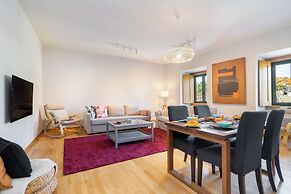 Ajuda 31 Premium W/ Elevator & Parking