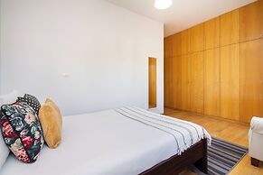 Ajuda 31 Premium W/ Elevator & Parking