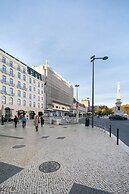 The Boulevard Prime Location & Timeless Luxury