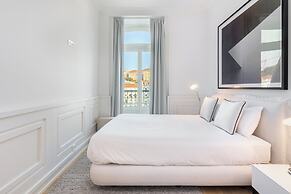 The Boulevard Prime Location W/ Ac & Elevator