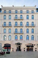 The Boulevard Prime Location W/ Ac & Elevator