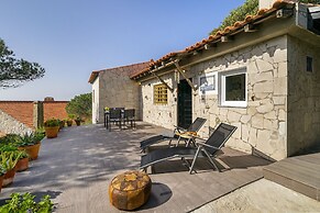 Wilderness Escape: Secluded Haven For Remote Work