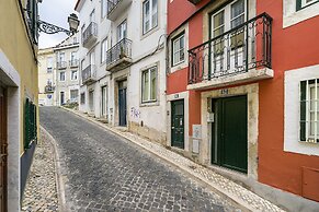 Downtown 1-Br Great For Mid-Term Rentals