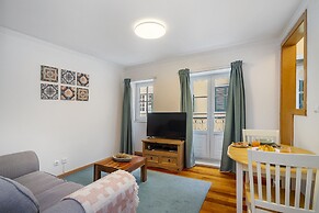 Downtown 1-Br Great For Mid-Term Rentals