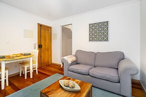 Downtown 1-Br Great For Mid-Term Rentals