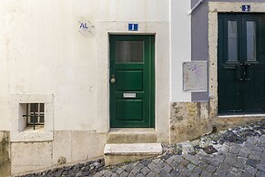 Central Alfama Hideaway Perfect To Explore Lisbon