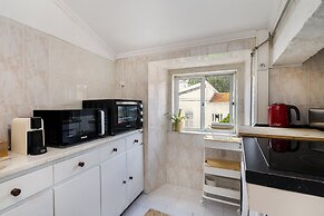 Central Oasis Prime Location W/ Great View