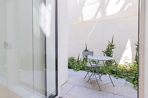 Lisbon'S Elite A Stylish & Modern Studio W Patio