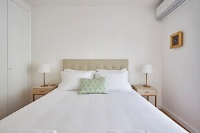 Modern 1-Bed With Ac & Private Terrace