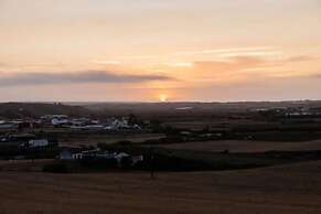 Countryside Charm Near Wedding Venue W/ Bbq Patio