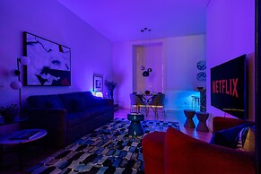 Prime Location Contemporary Luxury Apartment W/ Ac & Elevator