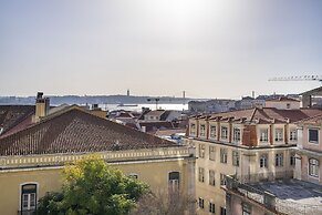 Historic Centre Modern Masterpiece W River Views