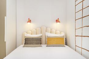 Historic Centre Modern Masterpiece W River Views