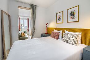 Historic Centre Modern Masterpiece W River Views