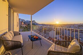City View Penthouse Luxurious Living In Lisbon With Ac & Elevator