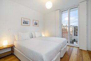 City View Penthouse Luxurious Living In Lisbon With Ac & Elevator