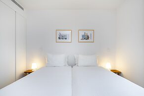 City View Penthouse Luxurious Living In Lisbon With Ac & Elevator