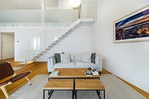City View Penthouse Luxurious Living In Lisbon With Ac & Elevator