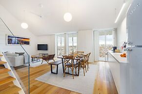 City View Penthouse Luxurious Living In Lisbon With Ac & Elevator